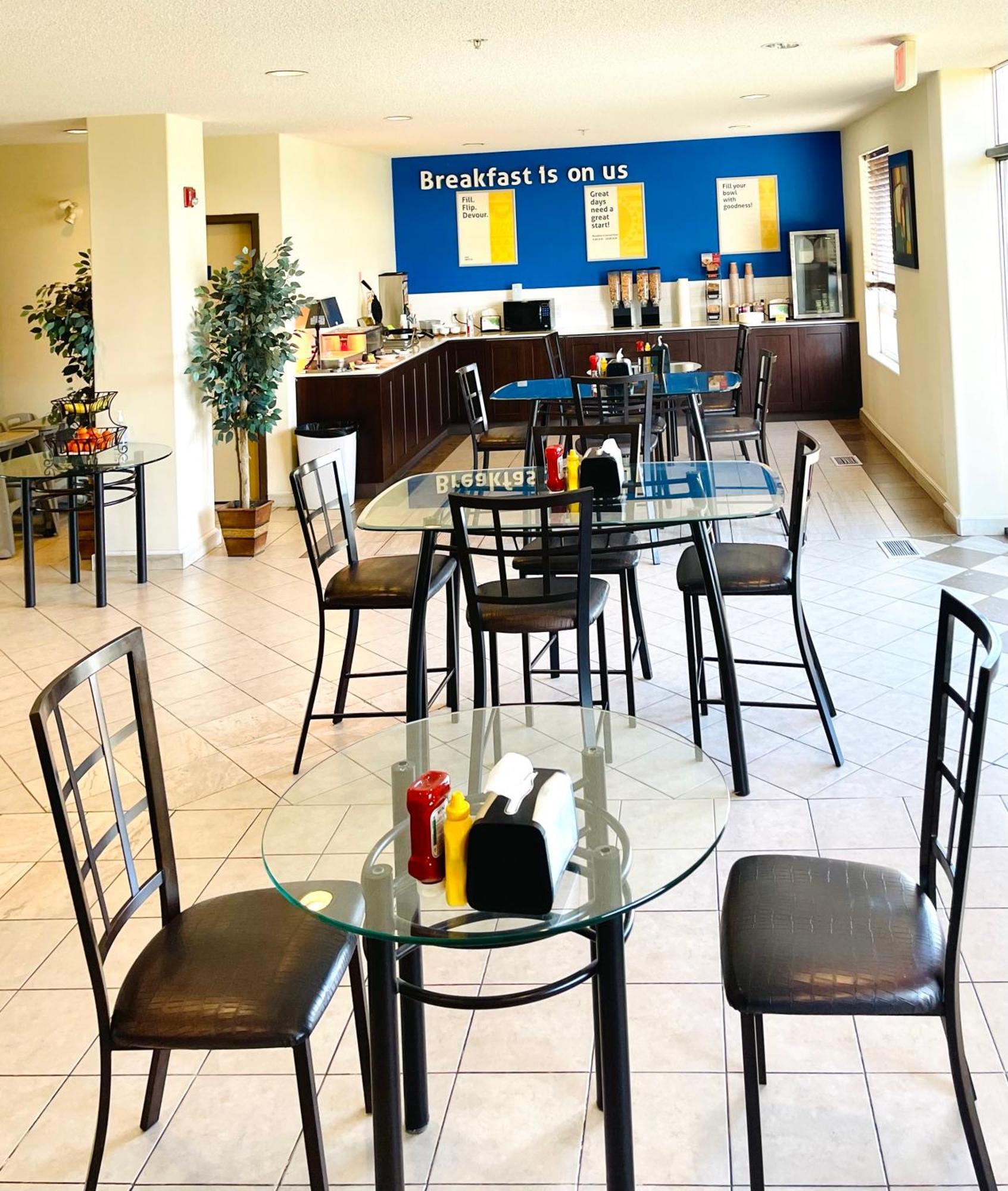 Days Inn By Wyndham Grande Prairie Luaran gambar